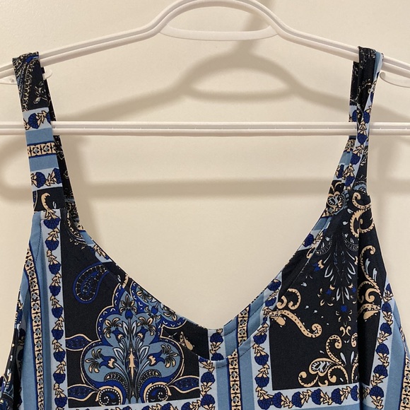 JULES & LEOPOLD studio sleeveless top. - Picture 3 of 7